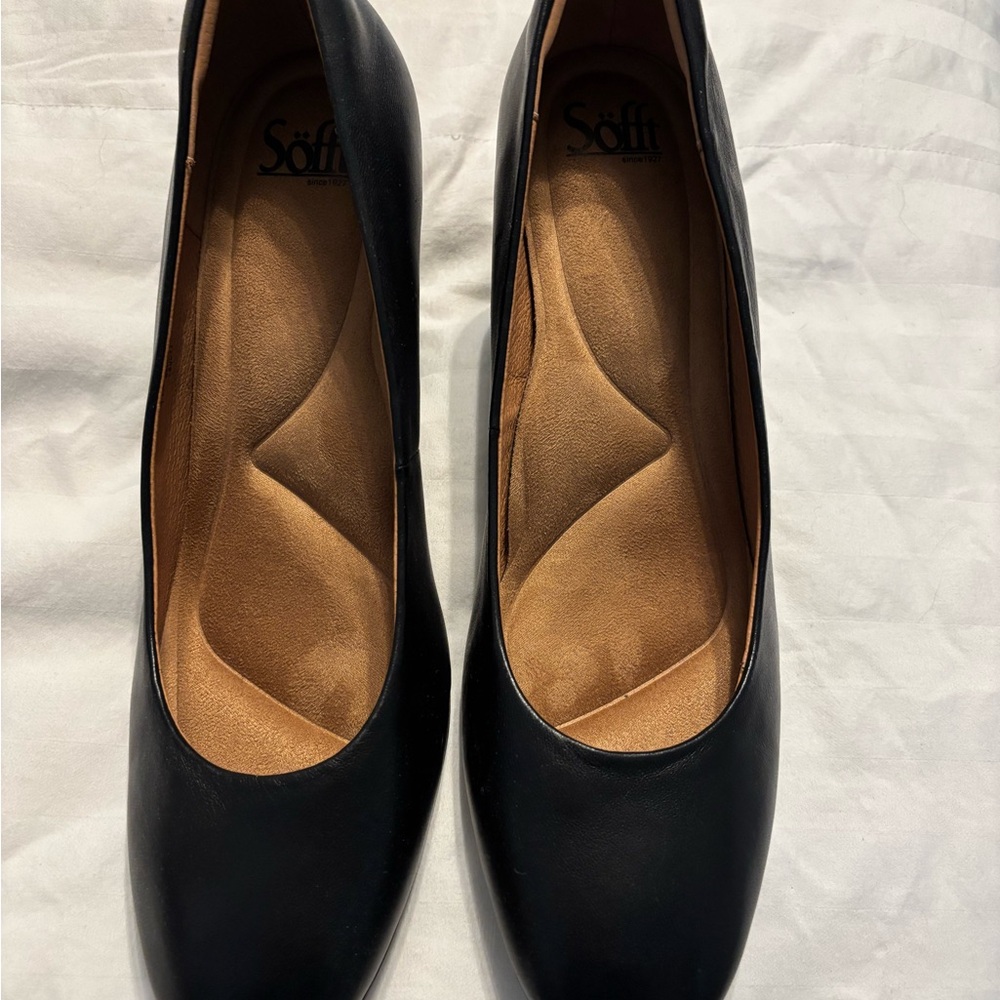 Brand new Sofft Black Leather Heels